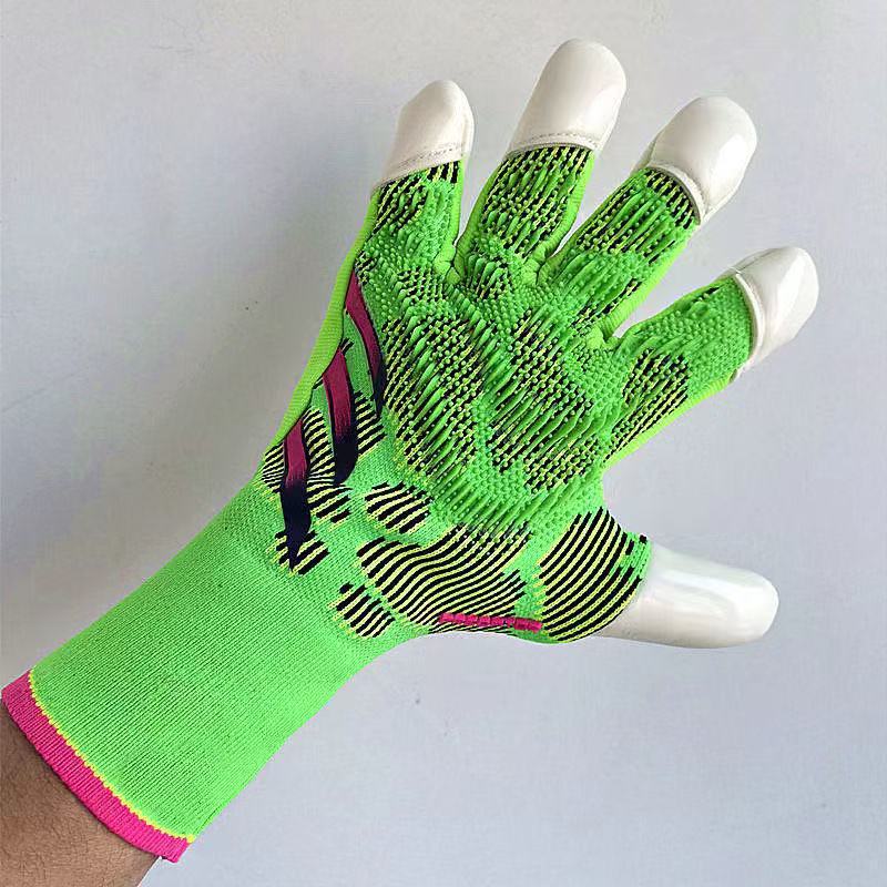 New high matching natural latex half pipe finger reverse bag wear-resistant breathable football gloves professional goalkeeper gloves